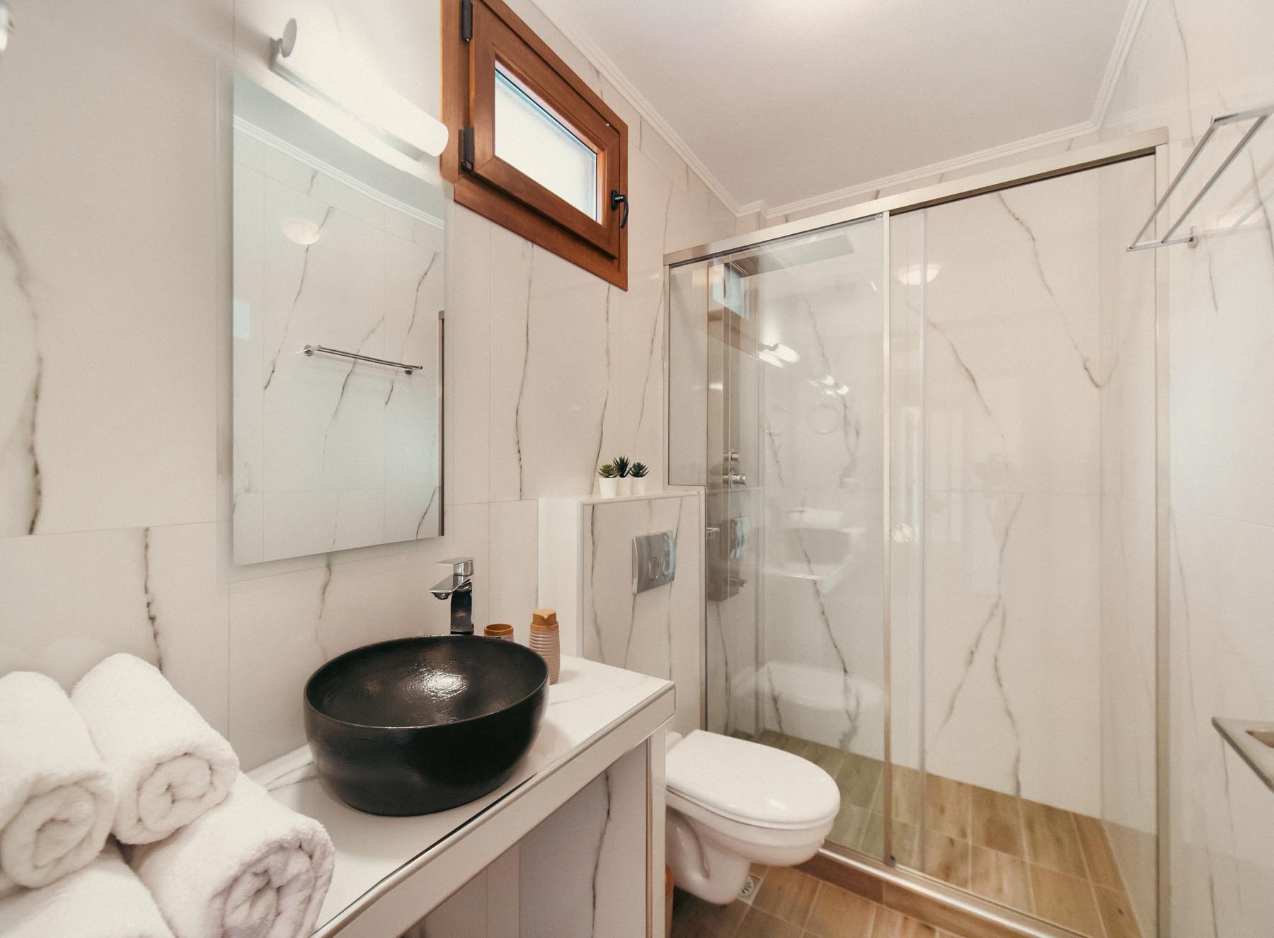 180 Villas Luxury Accommodation in Perigiali Nidri, Lefkada - Image 3