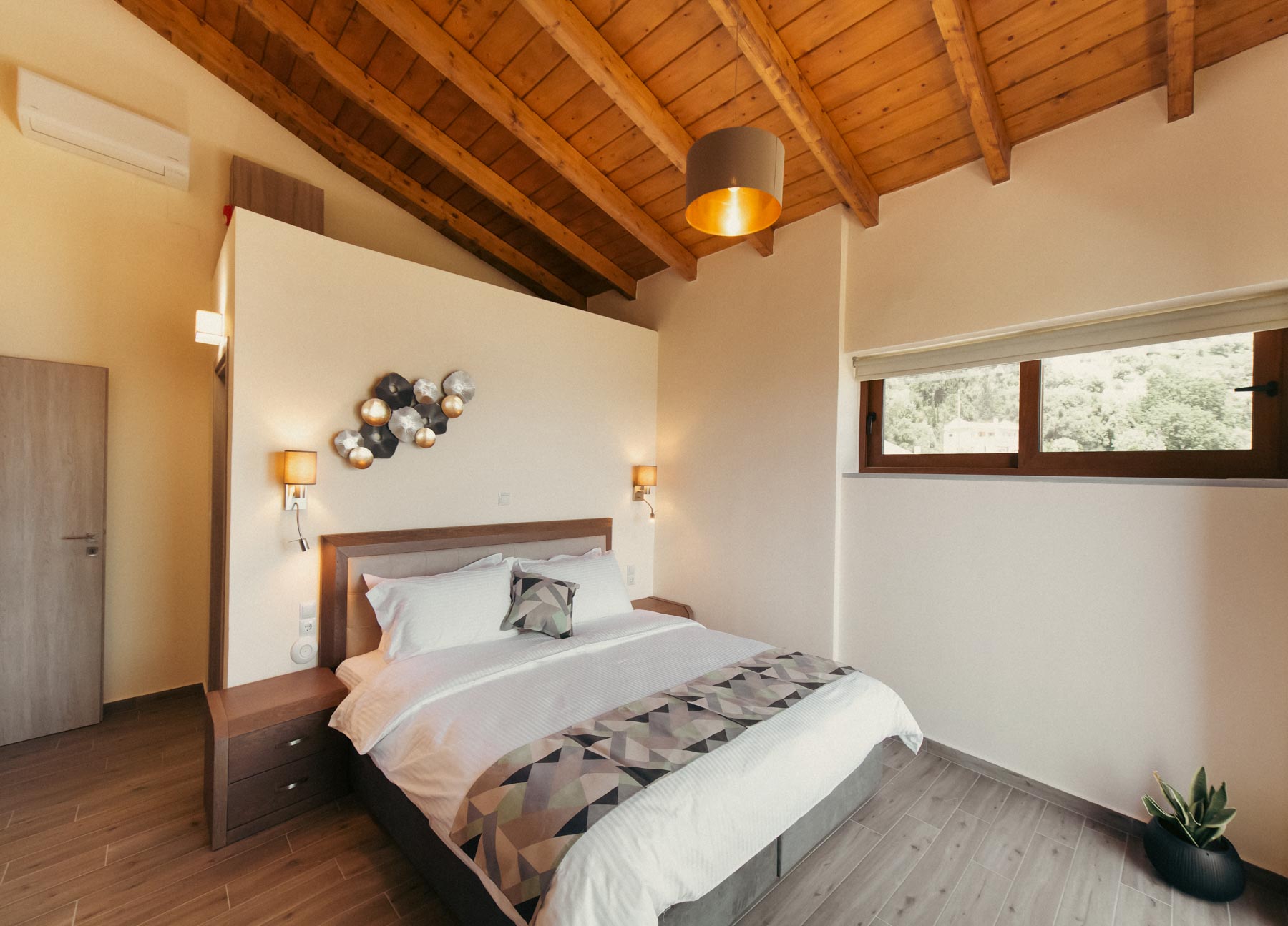 180 Villas Luxury Accommodation in Perigiali Nidri, Lefkada - Image 4