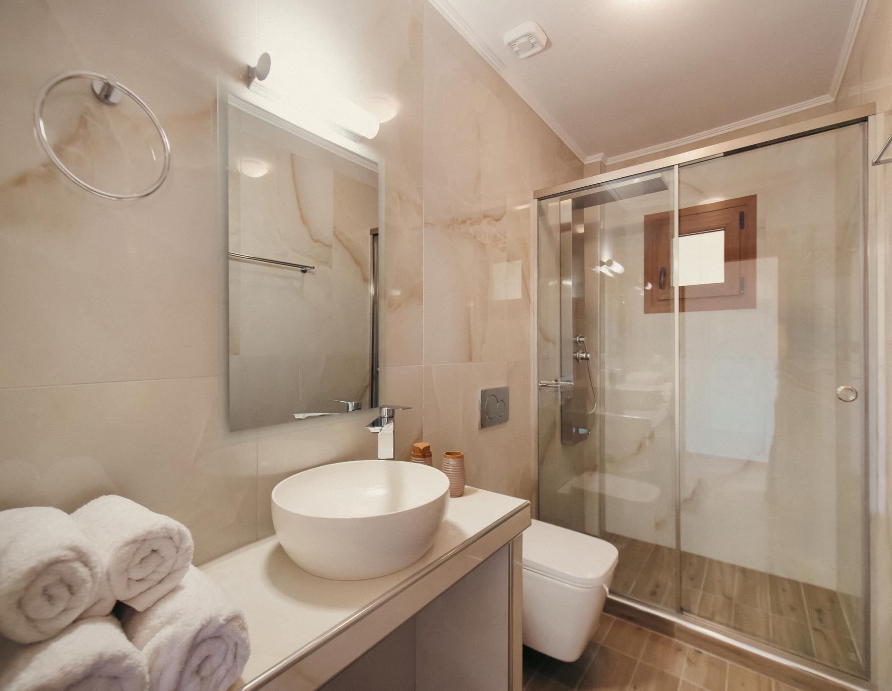 180 Villas Luxury Accommodation in Perigiali Nidri, Lefkada - Image 21