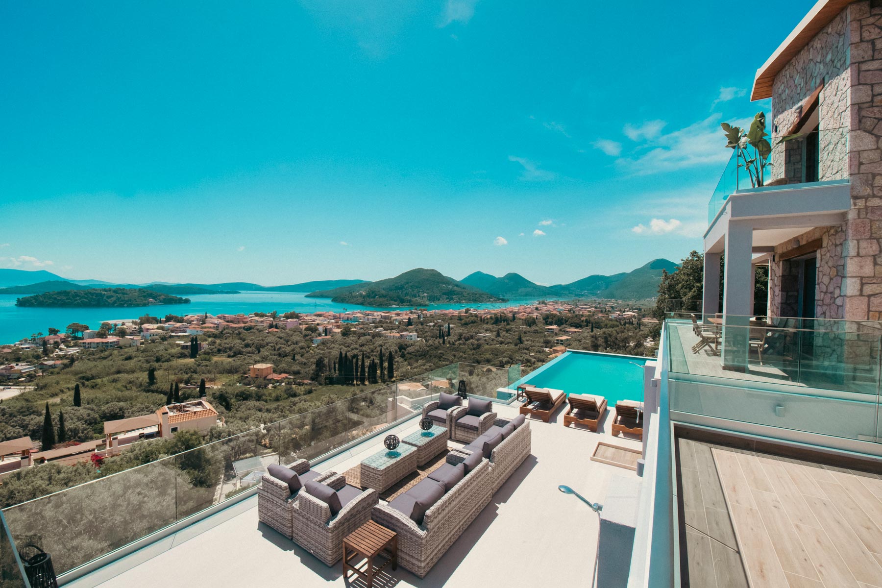 180 Villas Luxury Accommodation in Perigiali Nidri, Lefkada - Image 50